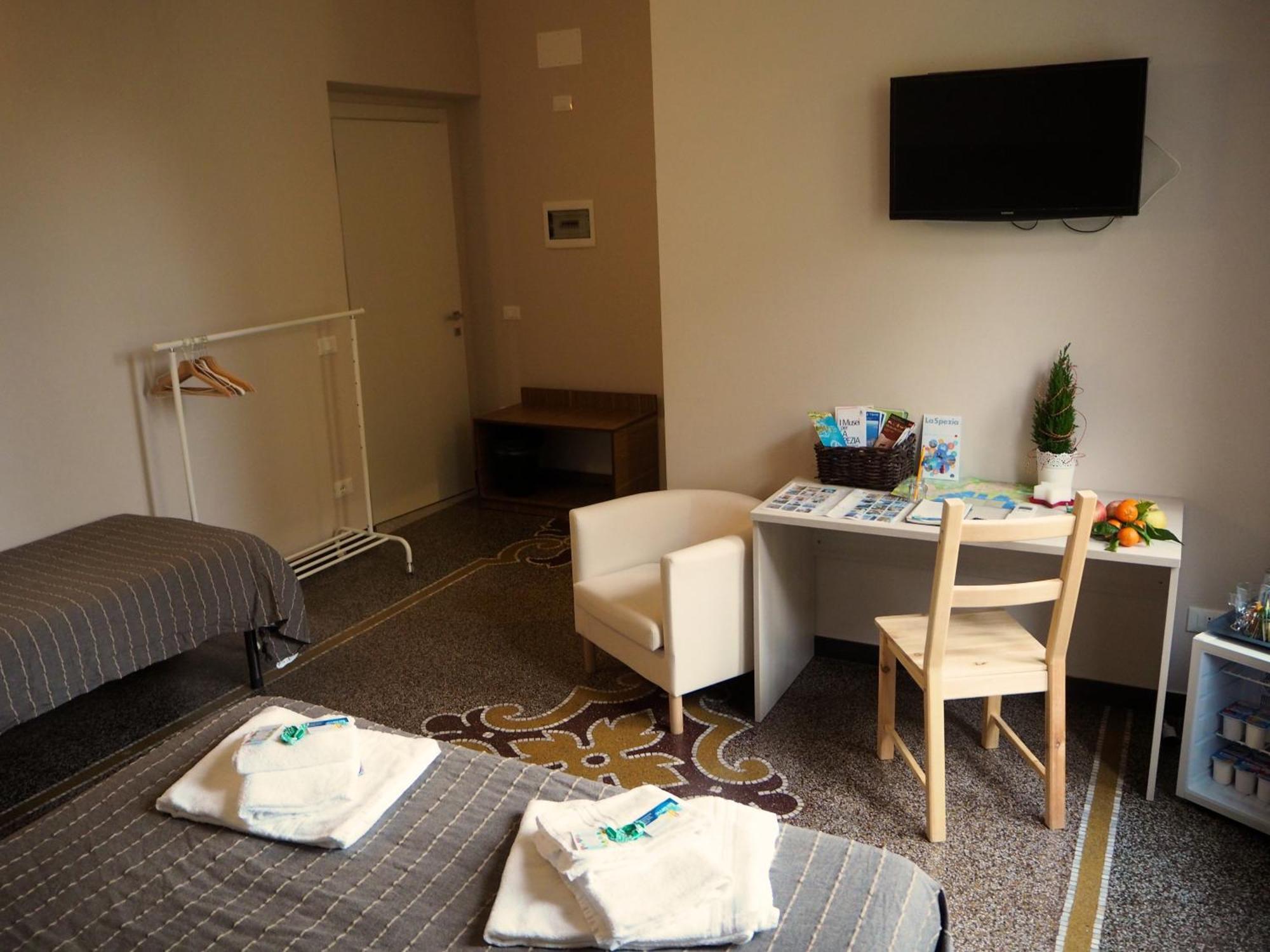 B&B Cernaia 42 La Spezia Extérieur photo